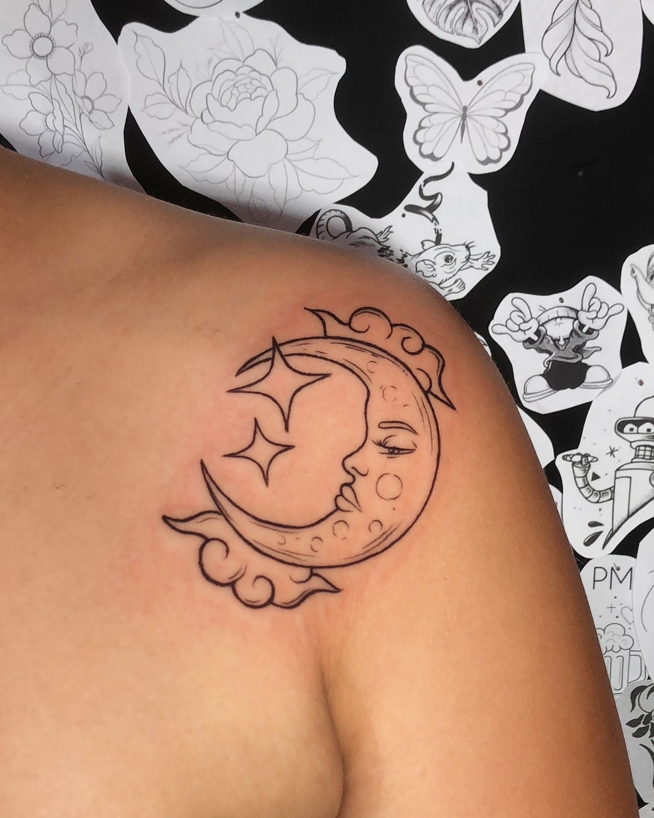 Tatuagem fineline 22