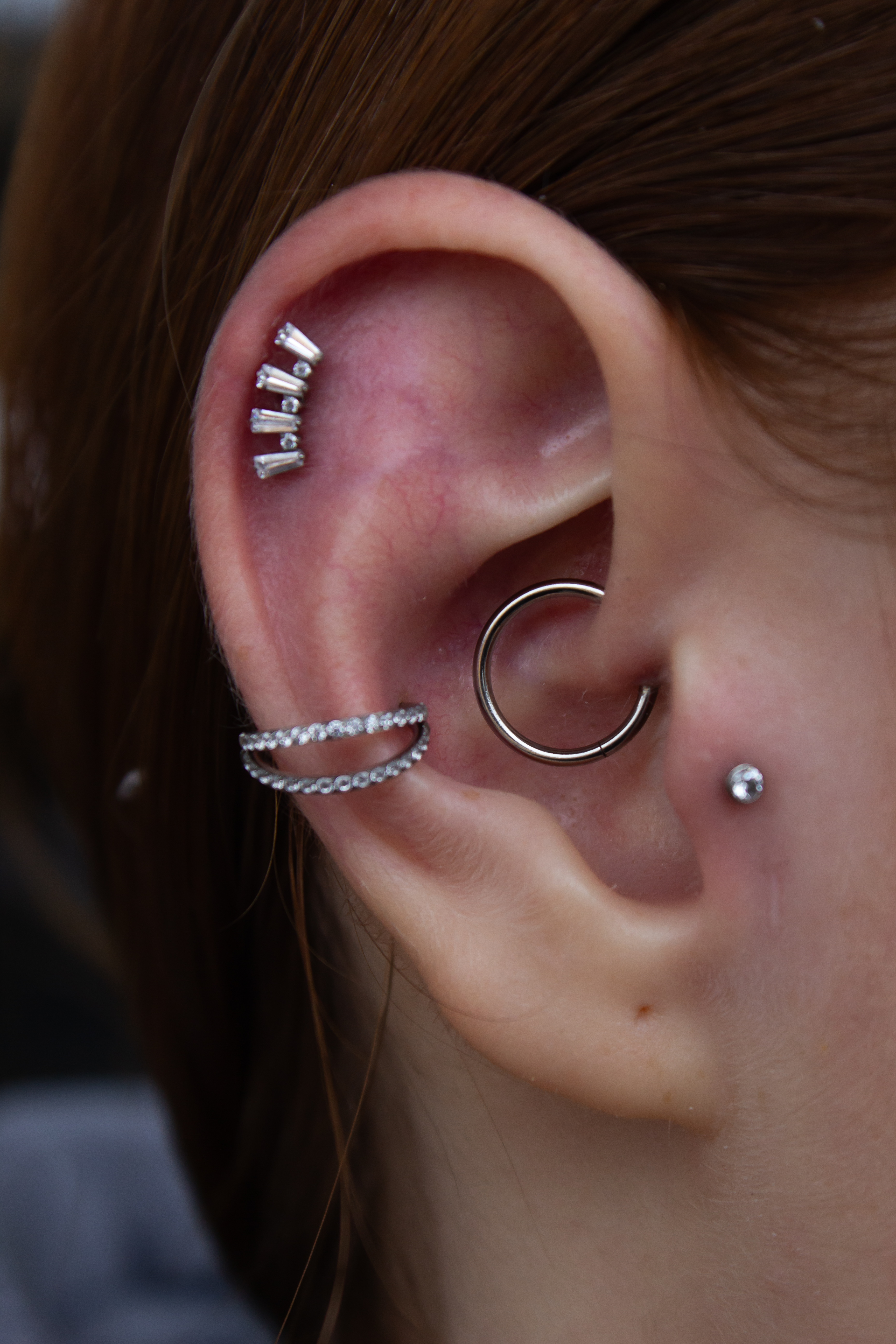 Orelhas - Studio Jonatas Ponciano